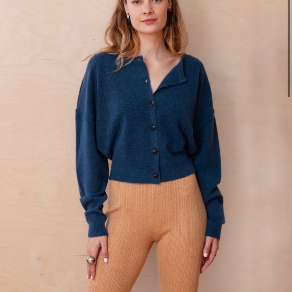 Kerisma Amada Sweater size M/L - Picture 6 of 6